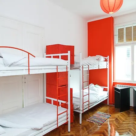 Yolostel Hostel Belgrad